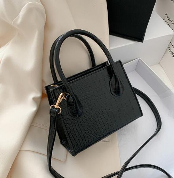 fashion women small handbags alligator shoulder bags plain candy color crossbody totes flap
fashion women small handbags alligator shoulder bags plain candy color crossbody totes flap