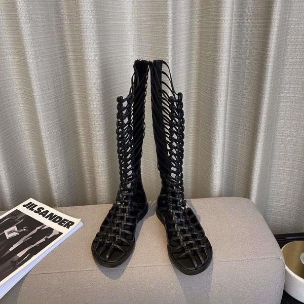black leather braided knee high boots woman hollow outs woven rome women sandals casual flat long boots summer for women
black leather braided knee high boots woman hollow outs woven rome women sandals casual flat long boots summer for women