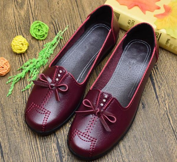 2020 women's shoes in spring and autumn with new style fashion flat bottom round head bowknot mother shoes, Black
2020 women's shoes in spring and autumn with new style fashion flat bottom round head bowknot mother shoes, Black