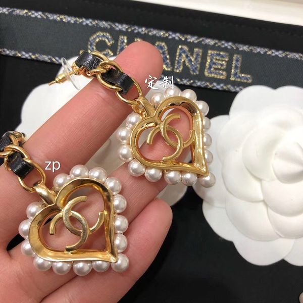 heart and hollow design with pearl and leather for women engagement jewelry gift drop earring ps432pp56, Golden
heart and hollow design with pearl and leather for women engagement jewelry gift drop earring ps432pp56, Golden