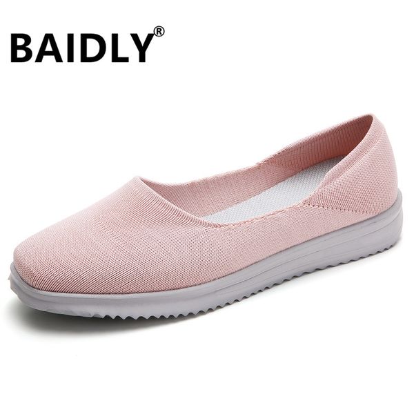 plus size breathable mesh sneakers women spring summer slip on women shoes knitting flats soft walking shoes woman, Black
plus size breathable mesh sneakers women spring summer slip on women shoes knitting flats soft walking shoes woman, Black