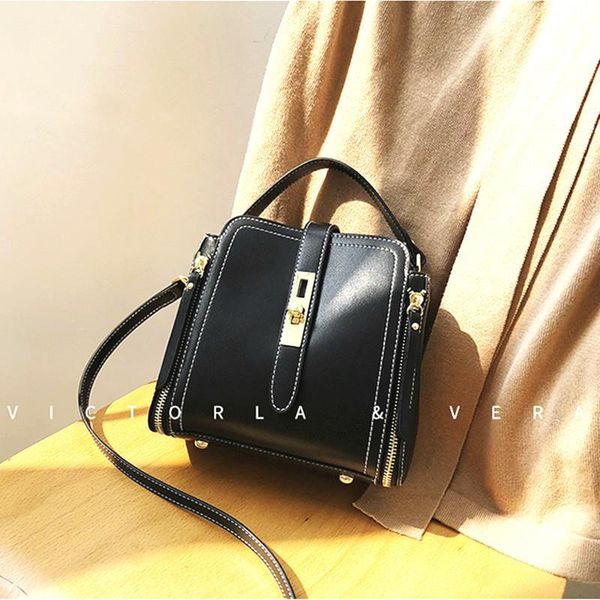 H45 Nalandu Fashion leather bag 2020 new spring wild cowhide casual simple shoulder messenger bag portable handbag
H45 Nalandu Fashion leather bag 2020 new spring wild cowhide casual simple shoulder messenger bag portable handbag