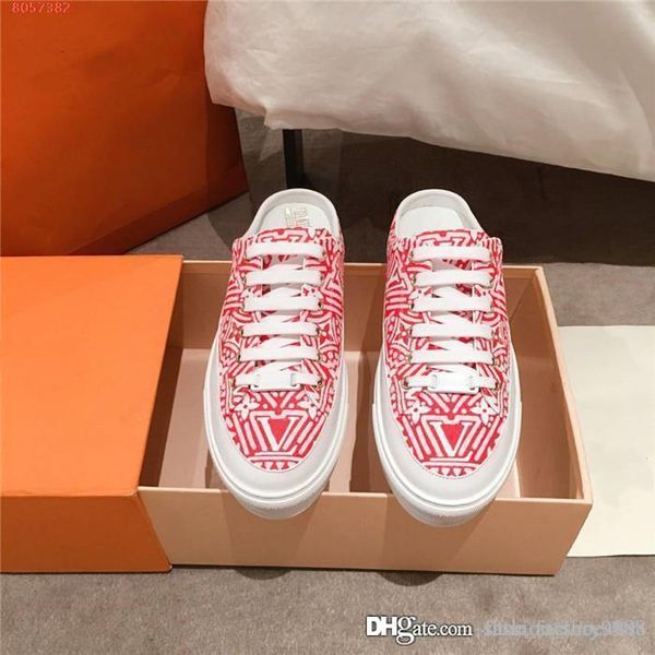 printed leather half slippers, ladies new style comfortable slippers and sandals, sport leisure slipper,with original box 35-40, Black
printed leather half slippers, ladies new style comfortable slippers and sandals, sport leisure slipper,with original box 35-40, Black