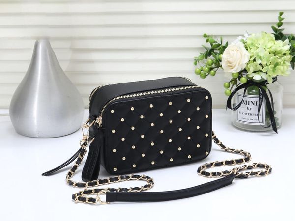 2020 genuine leather woman bag shoulder bag cross body purse handbag tote designer handbag channel women bags high-quality women bag 9173b2
2020 genuine leather woman bag shoulder bag cross body purse handbag tote designer handbag channel women bags high-quality women bag 9173b2