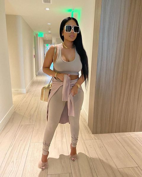 women's tracksuits kgfigu 2021 arrival fitness stretchy straped sleeveless women birthday party festival two pieces set wholesale price, Gray
women's tracksuits kgfigu 2021 arrival fitness stretchy straped sleeveless women birthday party festival two pieces set wholesale price, Gray
