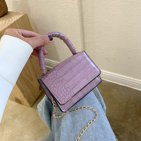 net celebrity retro bag women 2020 new trendy all-match ladies single shoulder bag fashion messenger small square
net celebrity retro bag women 2020 new trendy all-match ladies single shoulder bag fashion messenger small square