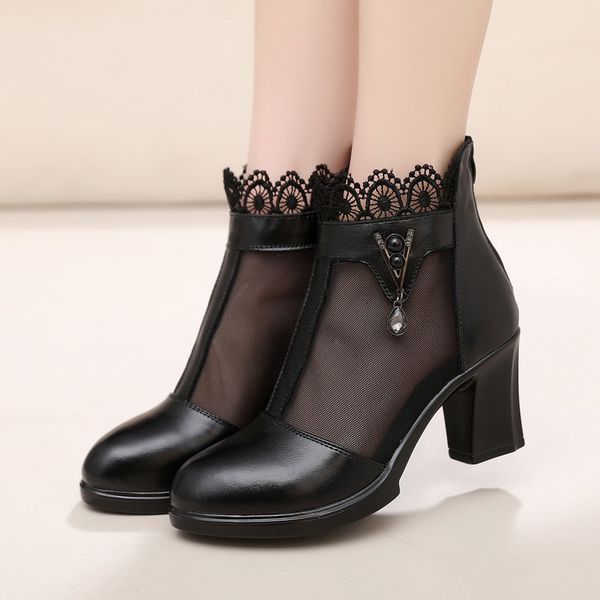 2020 summer new women's net boots sandals hollow thick with bud silk yarn leather rhinestone high heel women's cool boots, Black
2020 summer new women's net boots sandals hollow thick with bud silk yarn leather rhinestone high heel women's cool boots, Black