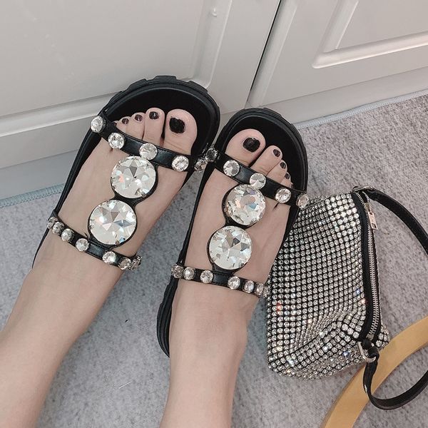 2020 comfortable stylish thick bottom women slipper open-toed crystal luxury designer rhinestone slides platform sandals 35-40, Black
2020 comfortable stylish thick bottom women slipper open-toed crystal luxury designer rhinestone slides platform sandals 35-40, Black