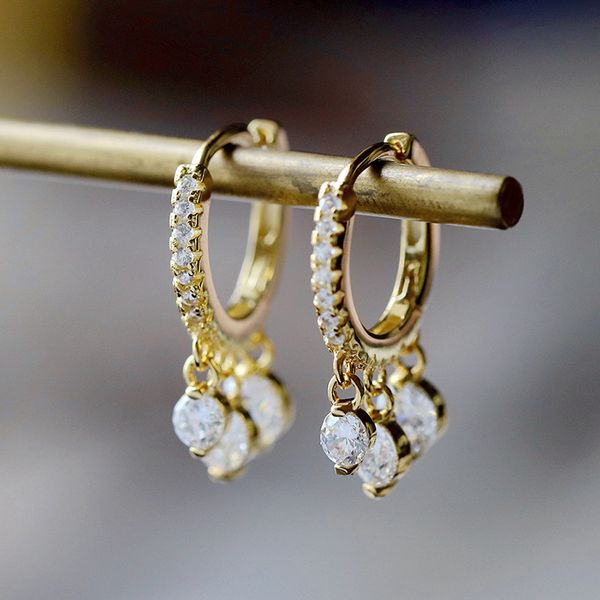 hoop & huggie 2021 s925 sterling silver korean simple and versatile personality three zircons inlaid diamond earrings for women gift, Golden;silver
hoop & huggie 2021 s925 sterling silver korean simple and versatile personality three zircons inlaid diamond earrings for women gift, Golden;silver