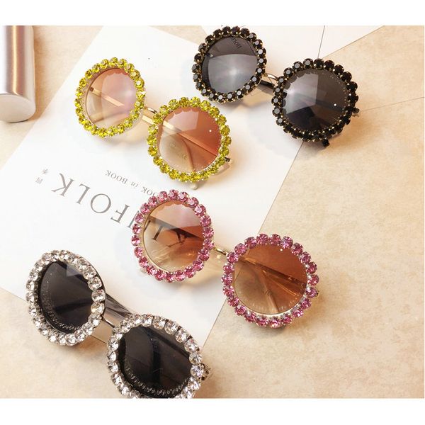 sunglasses retro shades for women rhinestone round designer lady diamond circle sun glasses fml, White;black
sunglasses retro shades for women rhinestone round designer lady diamond circle sun glasses fml, White;black