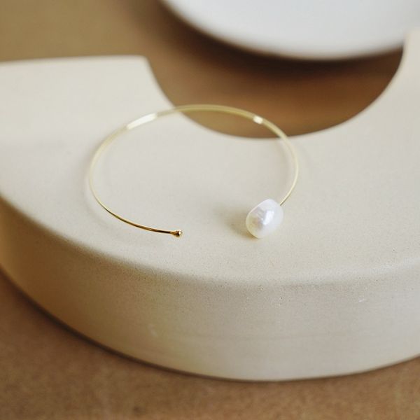 new design freshwater pearl bangle gold copper open bangle for women minimalism vintage pearl bracelet 2020 korean female gifts, Black
new design freshwater pearl bangle gold copper open bangle for women minimalism vintage pearl bracelet 2020 korean female gifts, Black