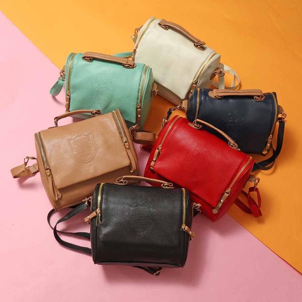 fashion pu leather women shoulder bag female purse crown handbags girl crossbody bag shoulder vintage ladies brand messenger
fashion pu leather women shoulder bag female purse crown handbags girl crossbody bag shoulder vintage ladies brand messenger