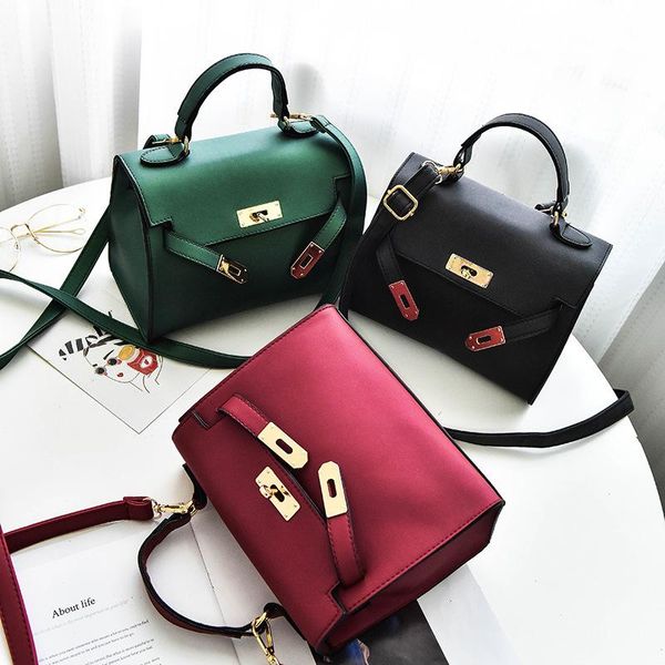designer-women handbag shoulder bag designer pu leather crossbody bags vintage purses totes ladies handbags messenger bags
designer-women handbag shoulder bag designer pu leather crossbody bags vintage purses totes ladies handbags messenger bags