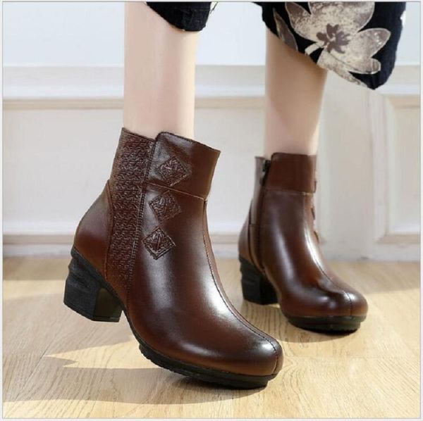 2020 new autumn winter women boots genuine leather flat ankle boots female casual shoes retro ankle ladies shoes, Black
2020 new autumn winter women boots genuine leather flat ankle boots female casual shoes retro ankle ladies shoes, Black