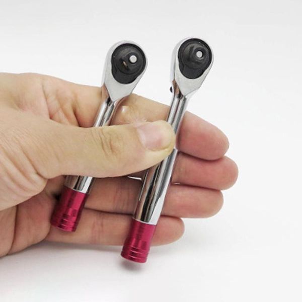1pc 1/4"mini ratchet wrench 72 tooth alloy torque small socket wrench spanner hand repair tools repair tools
1pc 1/4"mini ratchet wrench 72 tooth alloy torque small socket wrench spanner hand repair tools repair tools