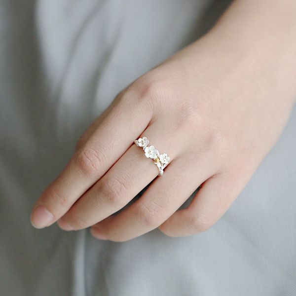 new fashion cherry blossom branch resizable open ring for man woman party cosplay jewelry gift, Golden;silver
new fashion cherry blossom branch resizable open ring for man woman party cosplay jewelry gift, Golden;silver