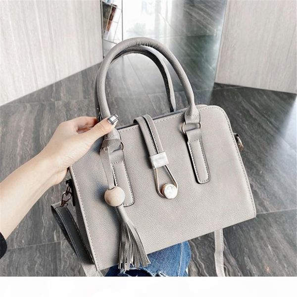 summer new tassel handbag fashion shoulder cross body versatile small square bag ladies ph-cfy20061947
summer new tassel handbag fashion shoulder cross body versatile small square bag ladies ph-cfy20061947