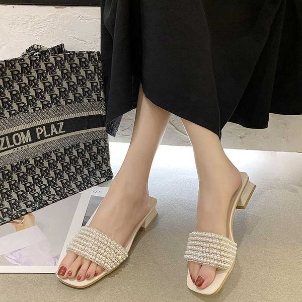 2020 sandals and slippers female summer fashion open toe sandals pearl small fresh square head thick heel low heel slippers, Black
2020 sandals and slippers female summer fashion open toe sandals pearl small fresh square head thick heel low heel slippers, Black