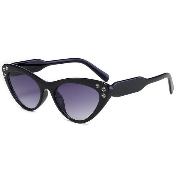 fashion cat eye sunglasses women trendy gradient color diamond sunglasses round face sunglasses, White;black
fashion cat eye sunglasses women trendy gradient color diamond sunglasses round face sunglasses, White;black