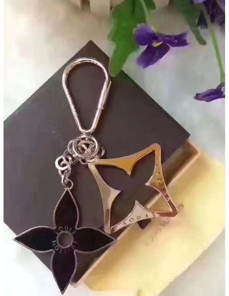 with box new original case luxury men's and women's keychain designer wallet pendant bag fashion 4q, Silver
with box new original case luxury men's and women's keychain designer wallet pendant bag fashion 4q, Silver