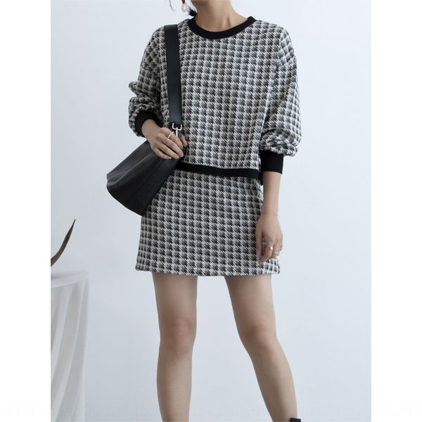 2-day autumn 2020 new short skirt women's age-reducing slimming and fried street fashion western style suit short skirt casual plaid tw, Gray
2-day autumn 2020 new short skirt women's age-reducing slimming and fried street fashion western style suit short skirt casual plaid tw, Gray