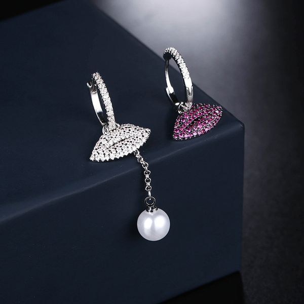 ungodly luxury asymmetry white red lips ab earrings with pearl zircon stones yao chen collection women brand55, Golden;silver
ungodly luxury asymmetry white red lips ab earrings with pearl zircon stones yao chen collection women brand55, Golden;silver