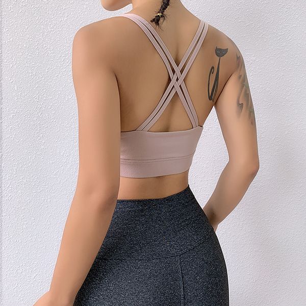 2020 new back cross design female sports bra high support v neck running bra women's shockproof gathered yoga crop top, White;black
2020 new back cross design female sports bra high support v neck running bra women's shockproof gathered yoga crop top, White;black