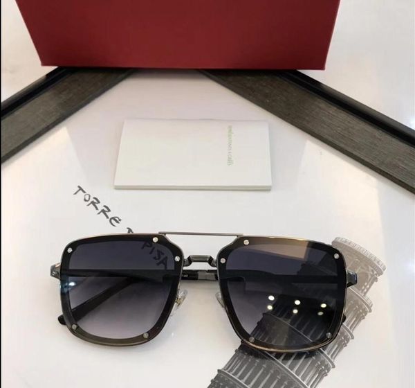luxury sunglasses mens classic style metal frame uv400 protection outdoor eyewear with original box, White;black 
luxury sunglasses mens classic style metal frame uv400 protection outdoor eyewear with original box, White;black