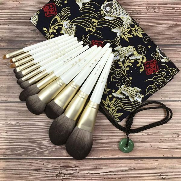 professional make up brushes set face powder blush eye shadow eyebrow eyeliner lip brush soft synthetic fiber makeup brushes kit
professional make up brushes set face powder blush eye shadow eyebrow eyeliner lip brush soft synthetic fiber makeup brushes kit