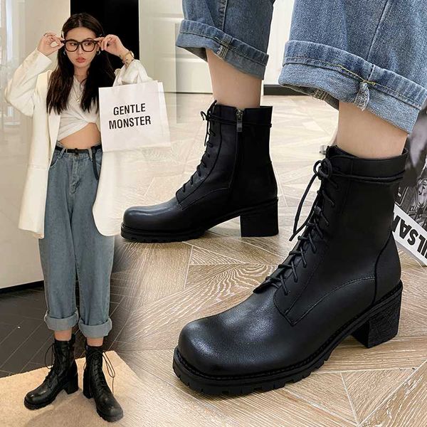 2020 autumn new handsome locomotive lace-up short boots leather boots women's thick high-heel fashion women's x434, Black
2020 autumn new handsome locomotive lace-up short boots leather boots women's thick high-heel fashion women's x434, Black
