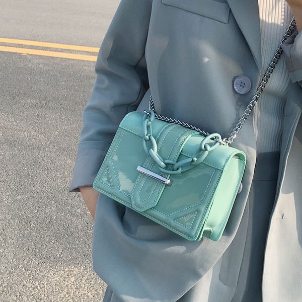 ingenious2020 summer solid color square crossbody достойный качество кожи женские сумки конструктора цепи плеча сумка
ingenious2020 summer solid color square crossbody достойный качество кожи женские сумки конструктора цепи плеча сумка