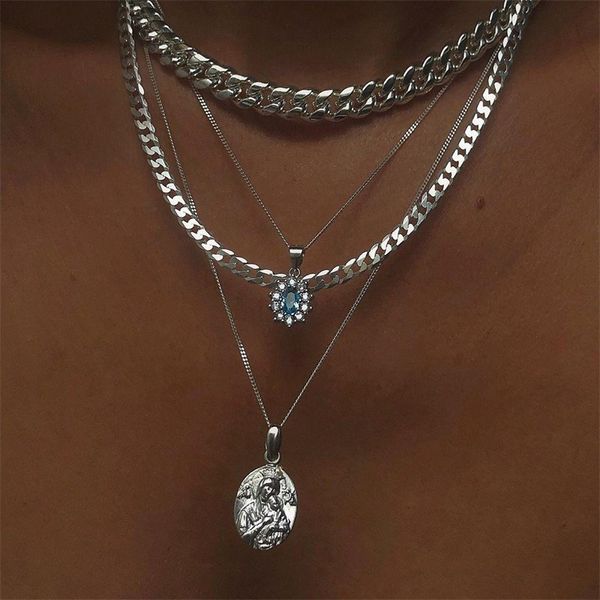 4pcs/set women necklaces set retro flower gem portrait carved clavicle chain multilayer silver color necklace wedding jewelry
4pcs/set women necklaces set retro flower gem portrait carved clavicle chain multilayer silver color necklace wedding jewelry