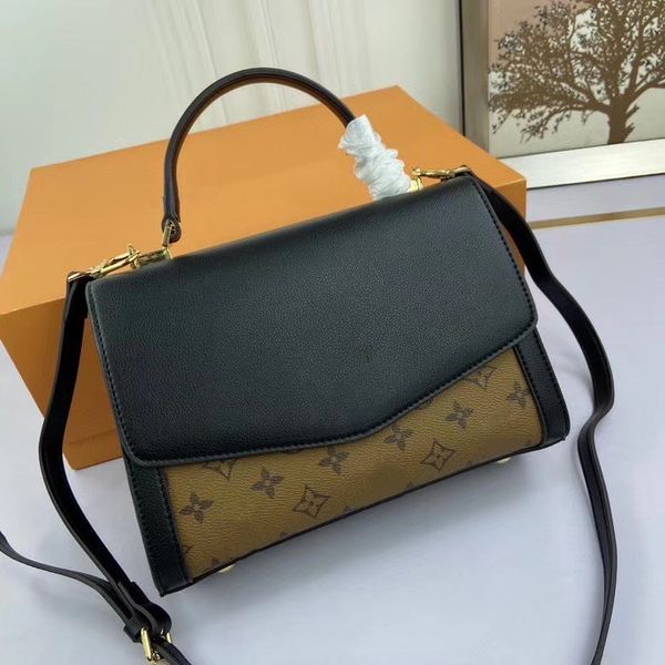 style shoulder bag patent cowhide versatile style use iconic fabrics in contrasting colors women fashion bag
style shoulder bag patent cowhide versatile style use iconic fabrics in contrasting colors women fashion bag