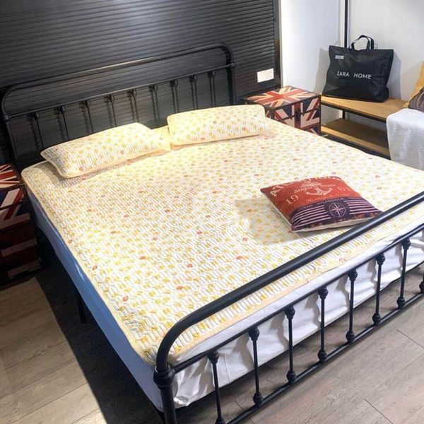 latex zarahome silk summer mattress cool machine washable anti-skid sleeping mat three-piece bedding1
latex zarahome silk summer mattress cool machine washable anti-skid sleeping mat three-piece bedding1