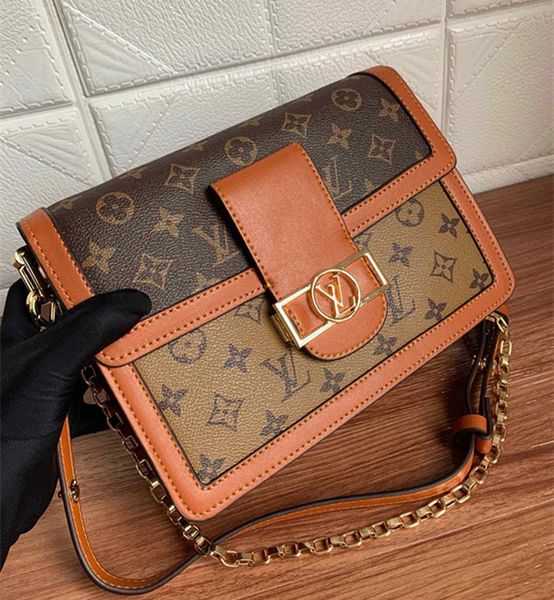 2020 womens shoulder bags totes bag designer handbags crossbody bag purses fashion flower printing leather clutch backpack wallet
2020 womens shoulder bags totes bag designer handbags crossbody bag purses fashion flower printing leather clutch backpack wallet