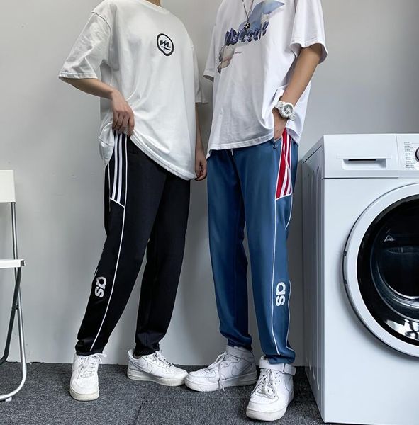 black blue mens sweatpants with letters embroidery 2020 fashion track pants for men jogger pants drawstring long pant s-2xl high quality
black blue mens sweatpants with letters embroidery 2020 fashion track pants for men jogger pants drawstring long pant s-2xl high quality