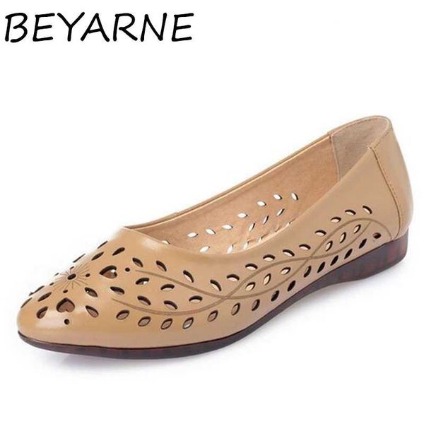 beyarnewomen flat sandals 2020 spring genuine leather women flats soft bottom breathable hole casual moccasins mother shoes, Black
beyarnewomen flat sandals 2020 spring genuine leather women flats soft bottom breathable hole casual moccasins mother shoes, Black