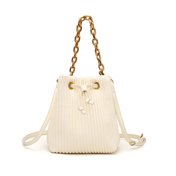 portable women bucket handbag tote pu lady solid color travel chain shoulder bag youth ladies simple versatile bag
portable women bucket handbag tote pu lady solid color travel chain shoulder bag youth ladies simple versatile bag