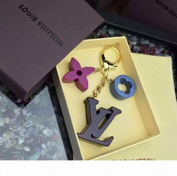 new 2 colour key ring accessories designer keychain men women metal brand car key ring gift box packaging with box ing, Silver
new 2 colour key ring accessories designer keychain men women metal brand car key ring gift box packaging with box ing, Silver