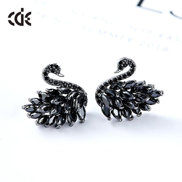 new european and american female earrings crystal swan earrings, Golden;silver
new european and american female earrings crystal swan earrings, Golden;silver
