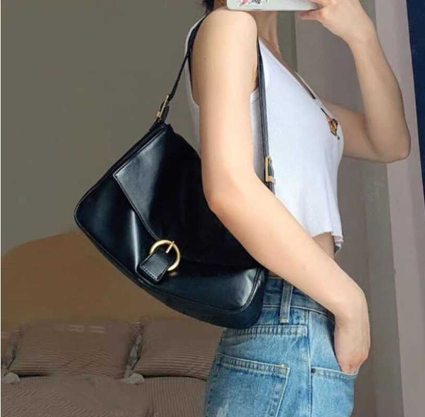women bag pu leather small bag black baguette women fashion casual shoulder messenger kl896
women bag pu leather small bag black baguette women fashion casual shoulder messenger kl896