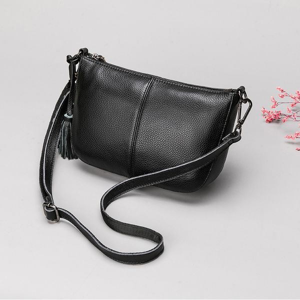 mommy bag women's leather bags 2020 new wild messenger bag full-grain leather lady's bags
mommy bag women's leather bags 2020 new wild messenger bag full-grain leather lady's bags