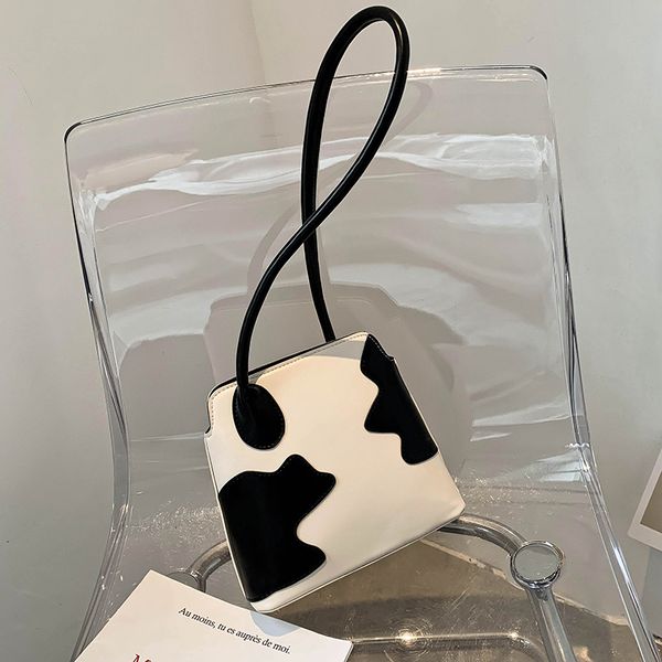 korean version of cute cow underarm bag women summer small bag 2020 new net red tote fashion shoulder
korean version of cute cow underarm bag women summer small bag 2020 new net red tote fashion shoulder