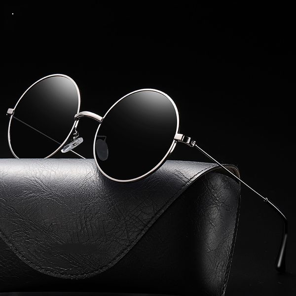 men and women with the same light sunglasses vintage prince mirror round frame driving sunglasses, White;black
men and women with the same light sunglasses vintage prince mirror round frame driving sunglasses, White;black