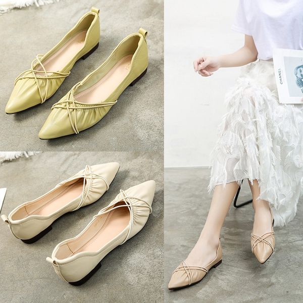 fairy style gentle flat shoes women 2020 summer new wild sweet pointed low heel soft sole shallow mouth single shoes x412, Black
fairy style gentle flat shoes women 2020 summer new wild sweet pointed low heel soft sole shallow mouth single shoes x412, Black
