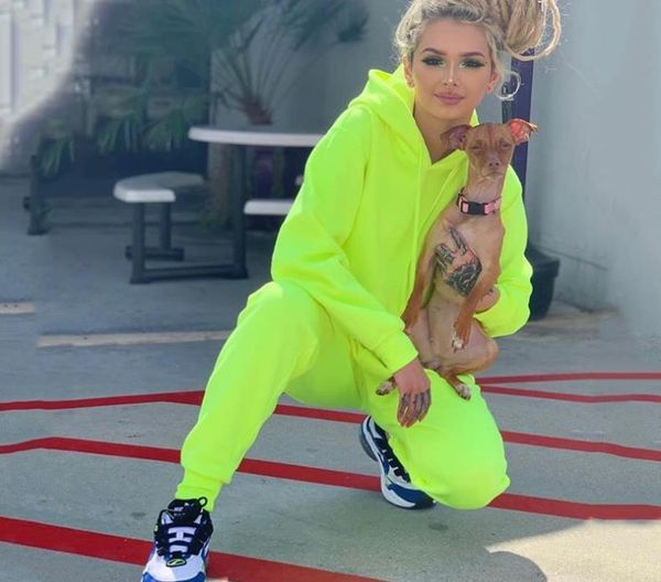women designers clothes long sleeve hooded sweatshirt sweater pants tracksuit trendy casual two piece outfits solid sports suit ly922, White
women designers clothes long sleeve hooded sweatshirt sweater pants tracksuit trendy casual two piece outfits solid sports suit ly922, White