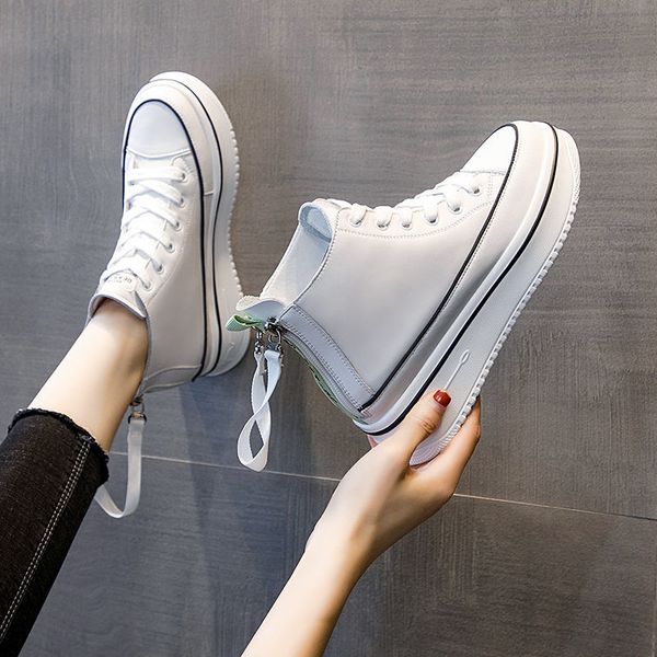 2020 autumn new leather thick bottom all-match casual large size flat bottom sports high single shoes women, Black
2020 autumn new leather thick bottom all-match casual large size flat bottom sports high single shoes women, Black