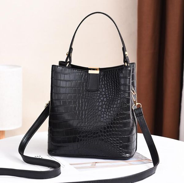 высокое качество женщины bucket bag повелительница totes сумки темперамент сумки плеча хозяйственная сумка
высокое качество женщины bucket bag повелительница totes сумки темперамент сумки плеча хозяйственная сумка