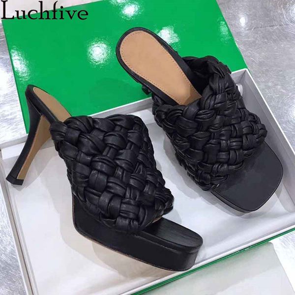 2020 leather slippers woman twist weave party shoes open toe high heels slides runway black apricot platform shoes
2020 leather slippers woman twist weave party shoes open toe high heels slides runway black apricot platform shoes