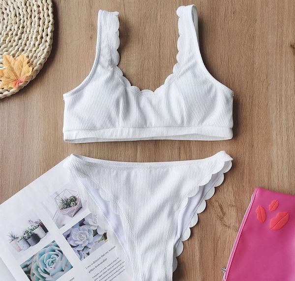 2020 women swimwear female summer bathing suit ribbed bikini set ruffled flounce swimsuit women bathers push up biquini0698, White;black
2020 women swimwear female summer bathing suit ribbed bikini set ruffled flounce swimsuit women bathers push up biquini0698, White;black